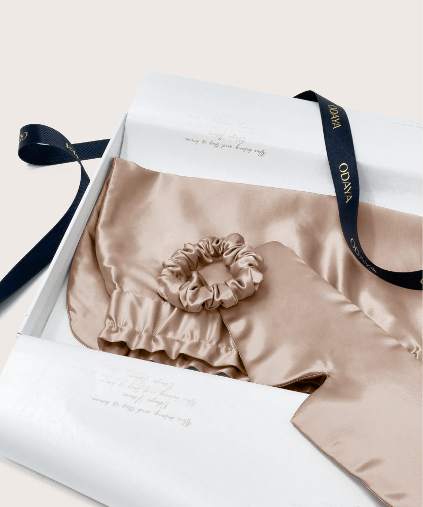The Silk Wardrobe Beauty Set - Caramel